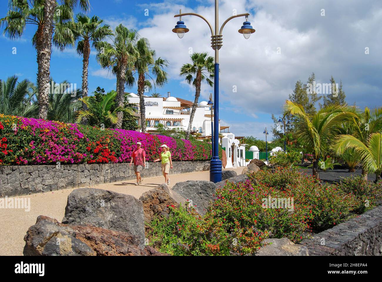Promenade de la plage, Playa Grande, Playa Blanca, Lanzarote, îles Canaries, Espagne Banque D'Images