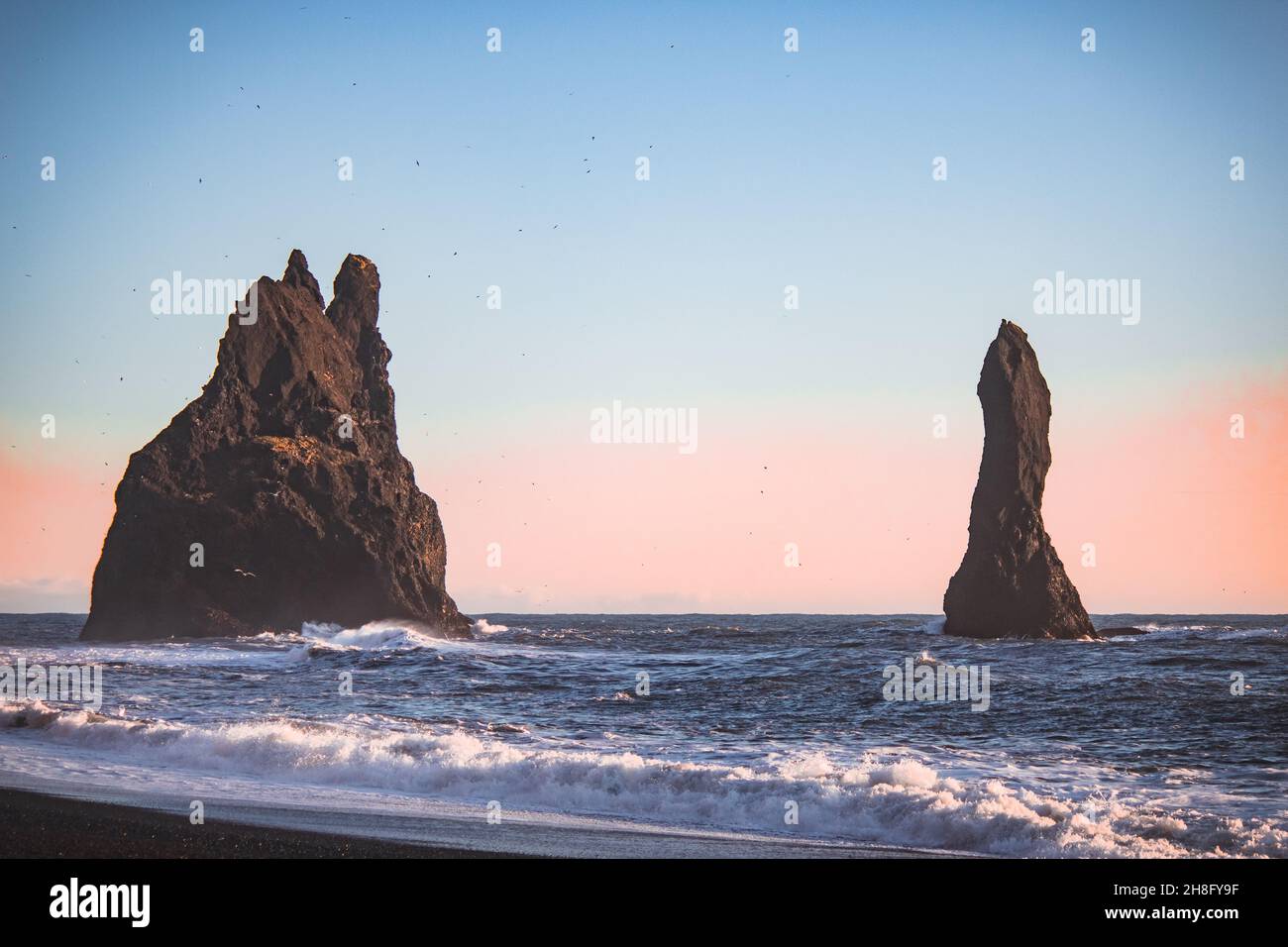 Coucher de soleil à Reynisfjara Banque D'Images