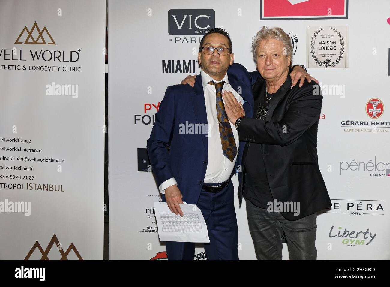 Paris, France.28 novembre 2021.2ème cérémonie de l'étoile d'or lors du dîner de gala célébrant le 23ème anniversaire de l'association CiteStars. Banque D'Images