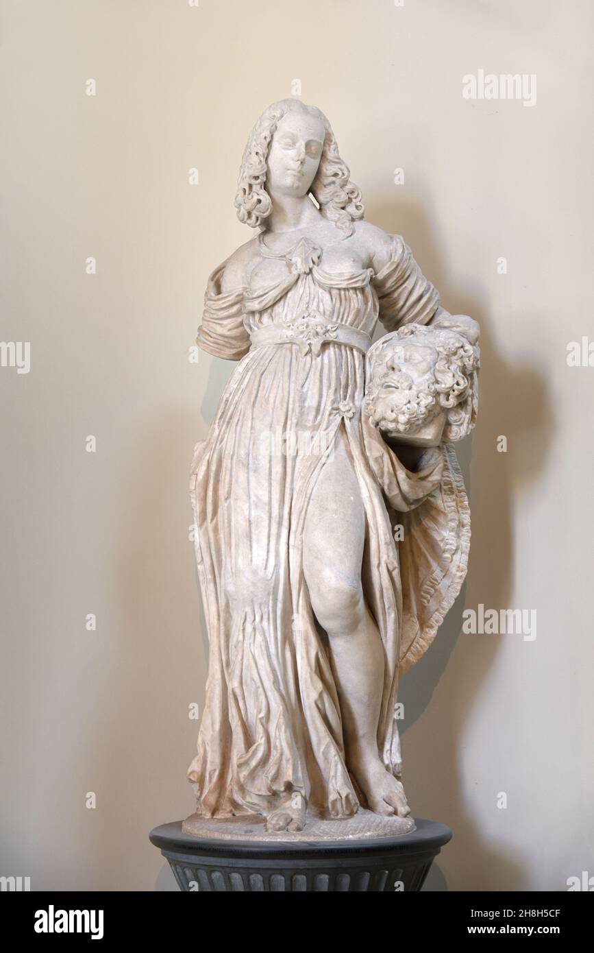 C17th Statue en marbre de Judith avec tête d'Holofernes par François Dieussart (c1600-1661), Ashmolean Museum Oxford Banque D'Images