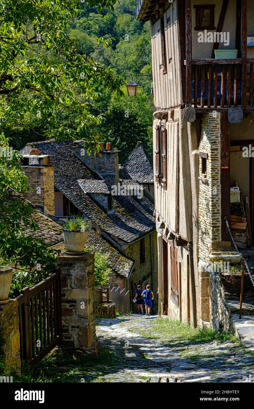 France, Aveyron, Conques, a marqué l'un des plus beaux villages de France, un arrêt majeur sur le chemin de Saint-Jacques Banque D'Images