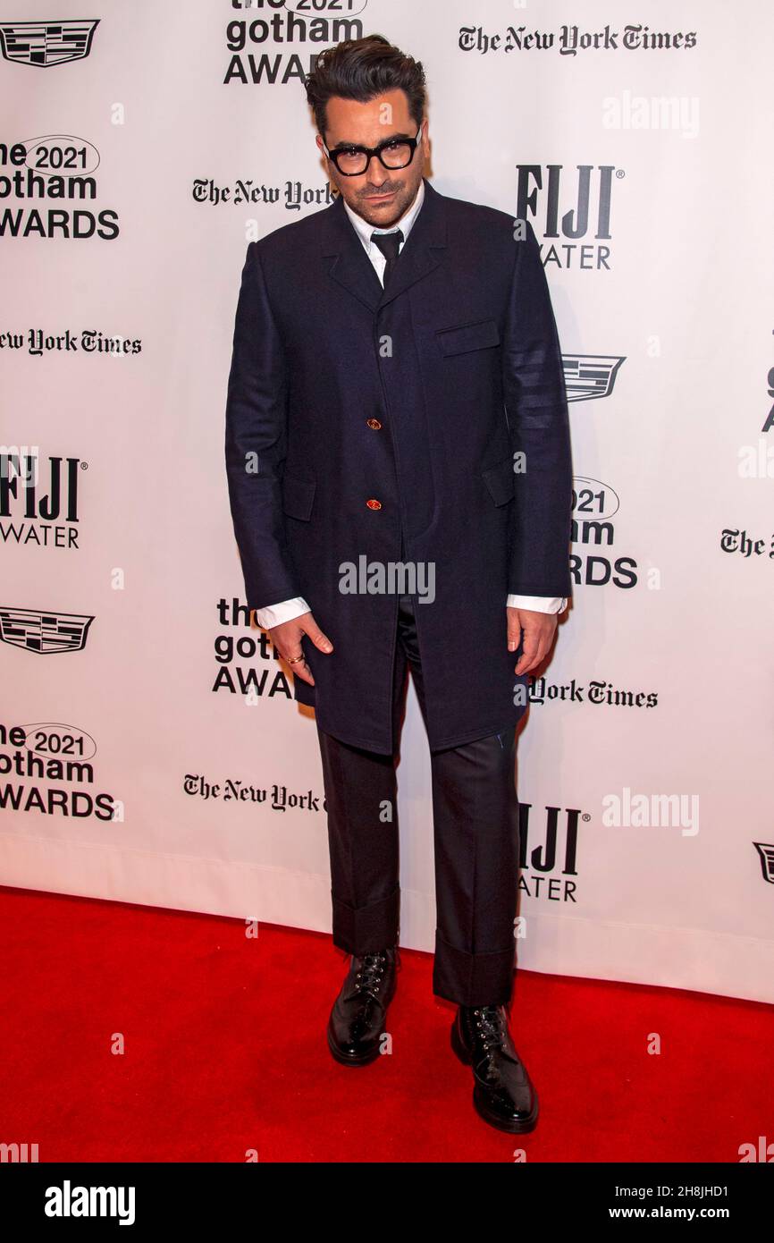 New York, États-Unis.29 novembre 2021.NEW YORK, NEW YORK - 29 NOVEMBRE : Dan Levy participe aux Gotham Awards 2021 remis par le Gotham film & Media Institute à Cipriani Wall Street le 29 novembre 2021 à New York.Crédit : SOPA Images Limited/Alamy Live News Banque D'Images