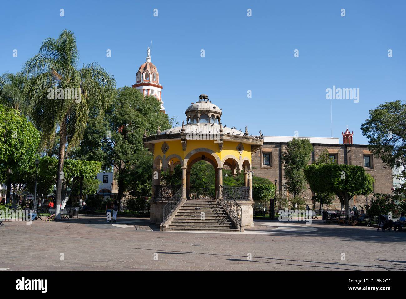 Kiosque du centre-ville de Tlaquepaque dans le jardin Hidalgo Banque D'Images