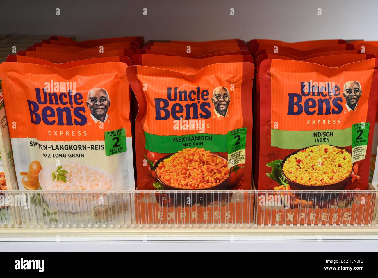 Rayon des ventes avec le riz Uncle Ben Banque D'Images