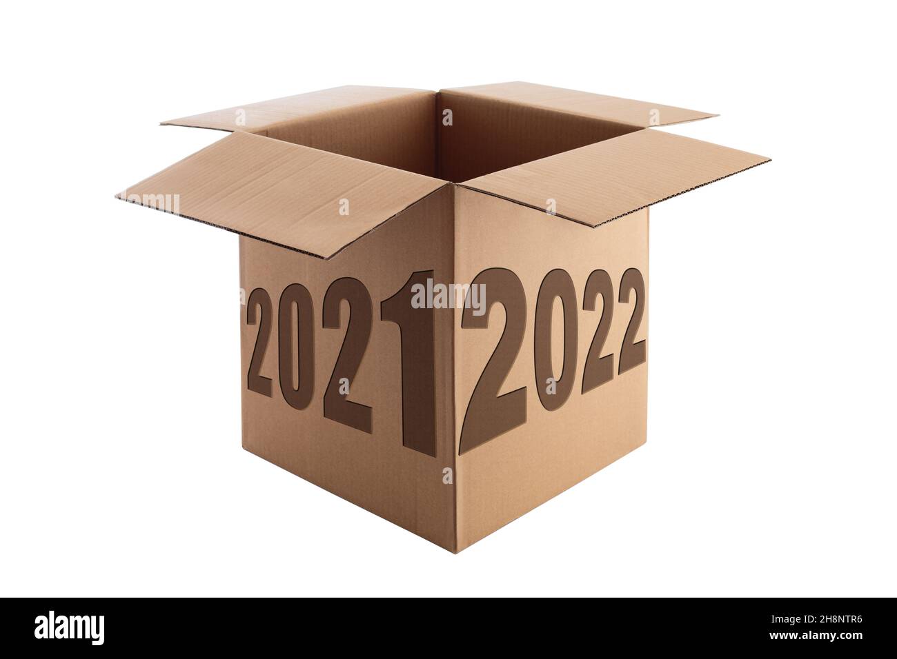 Happy New Year 2022 concept, lettrage sur la boîte en carton ouverte isolée sur un fond blanc Banque D'Images