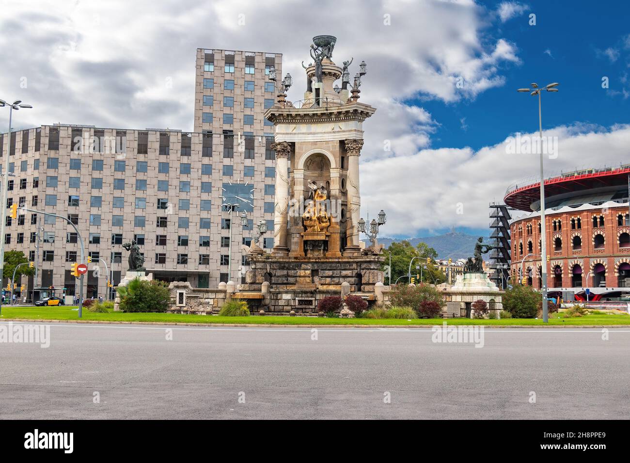 Vue sur la place de l'Espagne à Barcelone (Plaça d'Espanya), Catalogne, Espagne Banque D'Images