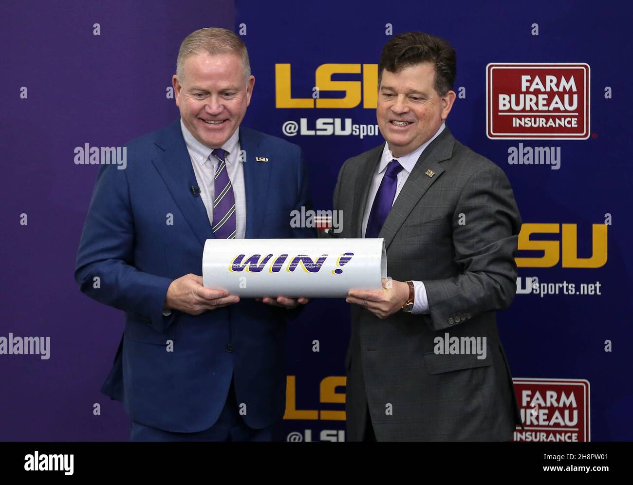 1 décembre 2021 : Brian Kelly, entraîneur de football en chef du LSU