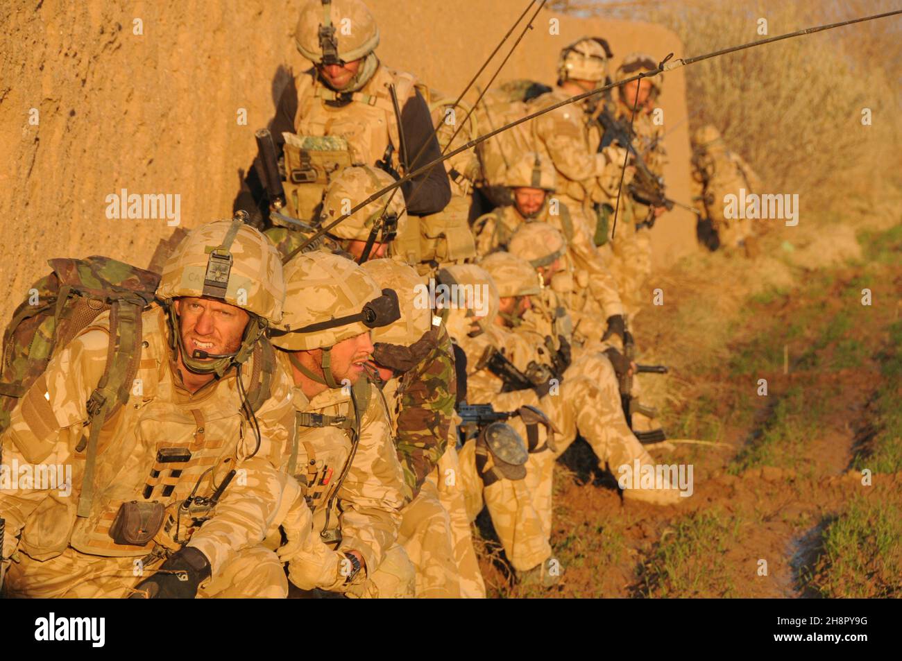 Commandos de la Marine royale britannique lors de l'opération Sond Chara qui défriche le district de nad-e Ali, province Helmand des insurgés le 29 décembre 2008 à Lashkar Gah, en Afghanistan. Banque D'Images