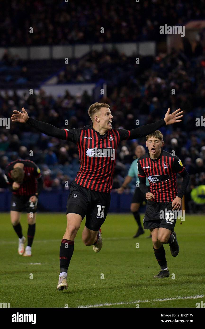 SHEFFIELD, GBR.1ER DÉCEMBRE le tournoi will Goodwin de Hartlepool United célèbre le troisième but de Hartlepool United ce soir lors du match du Trophée Papa John's entre Sheffield mercredi et Hartlepool United à Hillsborough, Sheffield, le mercredi 1er décembre 2021.(Crédit : Scott Llewellyn | MI News) crédit : MI News & Sport /Alay Live News Banque D'Images