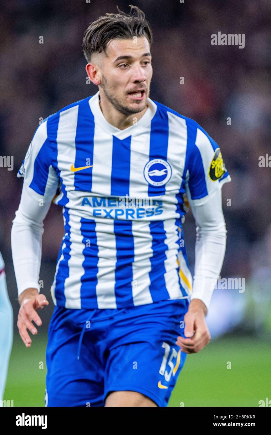 LONDRES, ANGLETERRE - 01 DÉCEMBRE : Jakub Moder lors du match de la Premier League entre West Ham United et Brighton & Hove Albion au stade de Londres le 1er décembre 2021 à Londres, Angleterre.(Photo de Sebastian Frej) crédit: Sebo47/Alamy Live News Banque D'Images