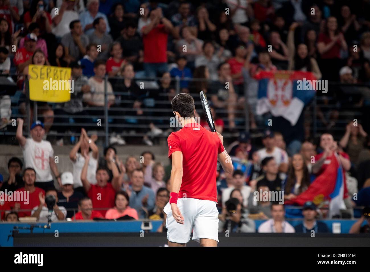 SYDNEY, AUSTRALIE - 12 JANVIER : Novak Djokovic, de Serbie, remercie la foule lors de la dixième journée de la finale des singles à la coupe ATP tennis 2020 à l'arène Ken Rosewall le 12 janvier 2020 à Sydney, en Australie. Banque D'Images