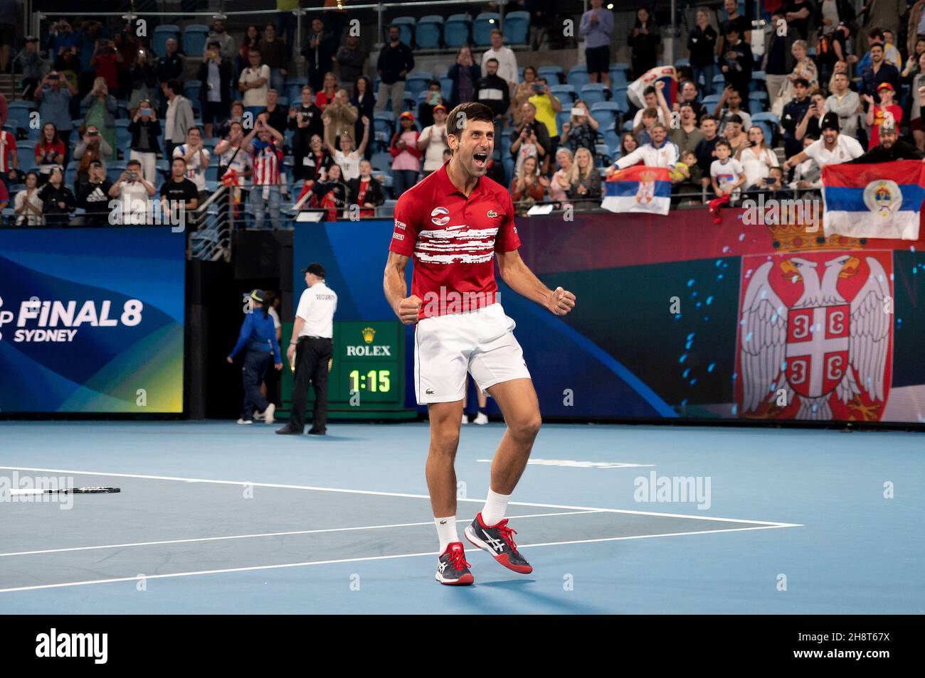 SYDNEY, AUSTRALIE - 12 JANVIER : Novak Djokovic de Serbie célèbre après avoir remporté la double finale à la coupe ATP de tennis 2020 à la Ken Rosewall Arena le 12 janvier 2020 à Sydney, en Australie. Banque D'Images