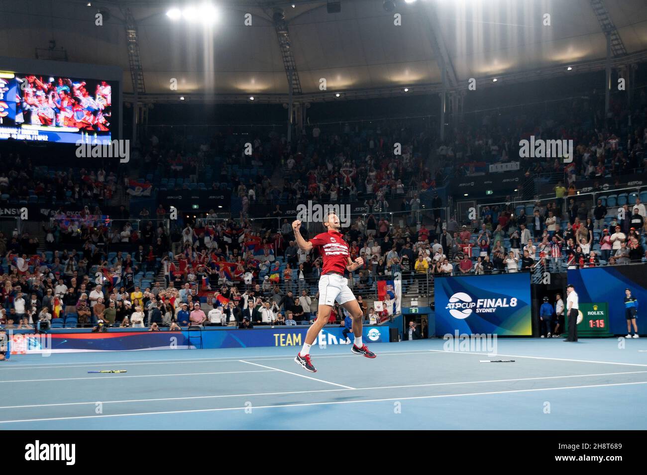 SYDNEY, AUSTRALIE - 12 JANVIER : Novak Djokovic de Serbie célèbre après avoir remporté la double finale à la coupe ATP de tennis 2020 à la Ken Rosewall Arena le 12 janvier 2020 à Sydney, en Australie. Banque D'Images