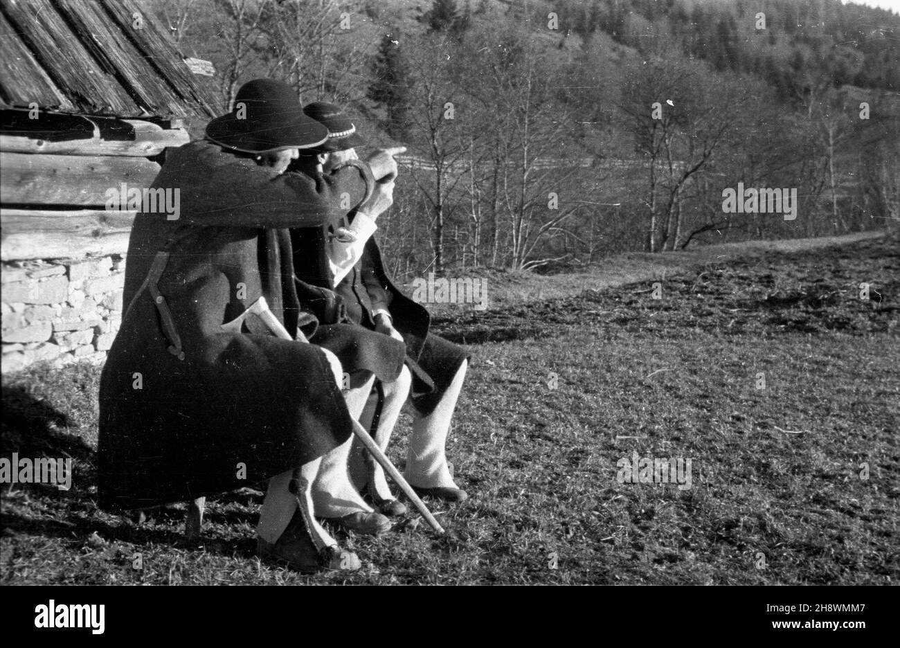 Polska, 1946.Podhalañscy górale. msa PAP/Hodura Dok³adny miesi¹c i dzieñ wydarzenia nieustalone.Pologne, 1946.Higlanders de la région de Podhale. msa PAP/Hodura Banque D'Images