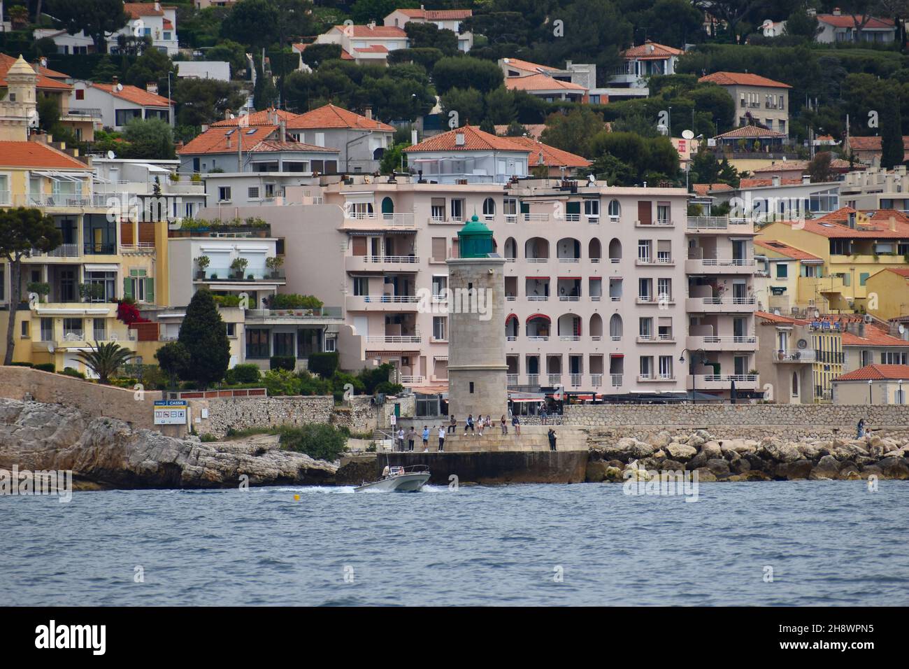 Port et phare de Cassis, Cassis, Sud de la France Banque D'Images