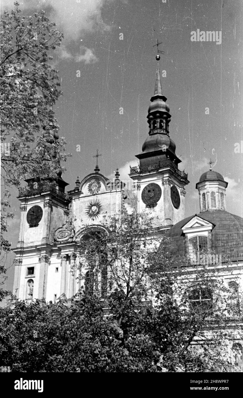 Œwiêta Lipka, 1946.Sanktuarium Maryjne, obiekt zabytkowy z póŸnego baroku W Polsce. gr PAP/Jerzy BaranowskiSwieta Lipka, 1946.Le sanctuaire Marian datant de la fin de la Barque. gr PAP/Jerzy Baranowski Banque D'Images