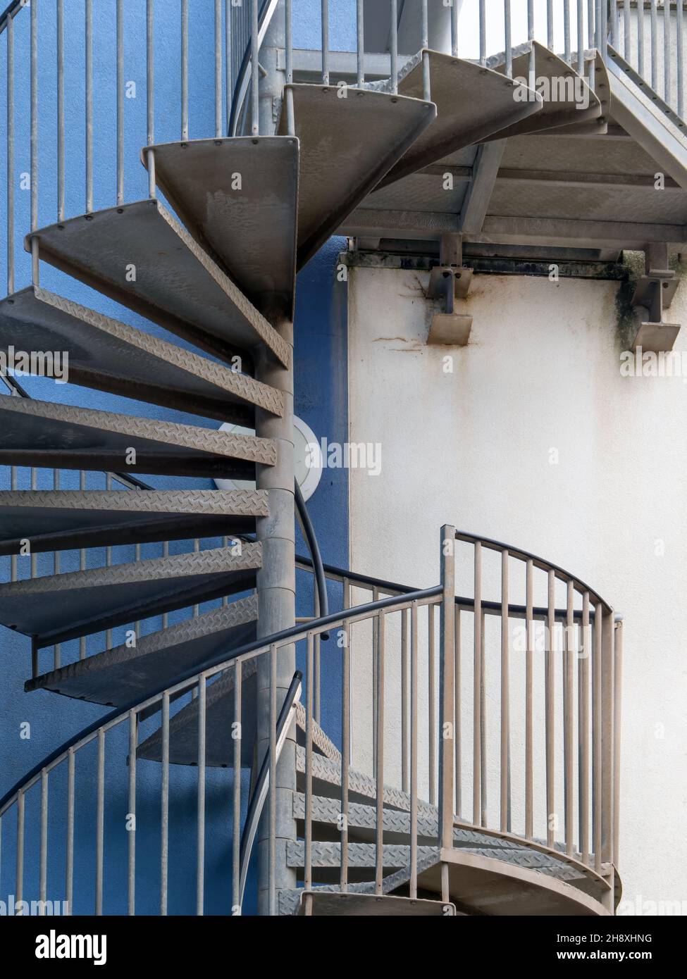 Détail architectural en escalier en spirale, arrière-plan. Banque D'Images