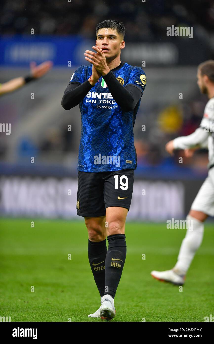 Milan, Italie.1er décembre 2021.Joaquin Correa (19) d'Inter vu pendant la série Un match entre Inter et Spezia à Giuseppe Meazza à Milan.(Crédit photo : Gonzales photo/Alamy Live News Banque D'Images