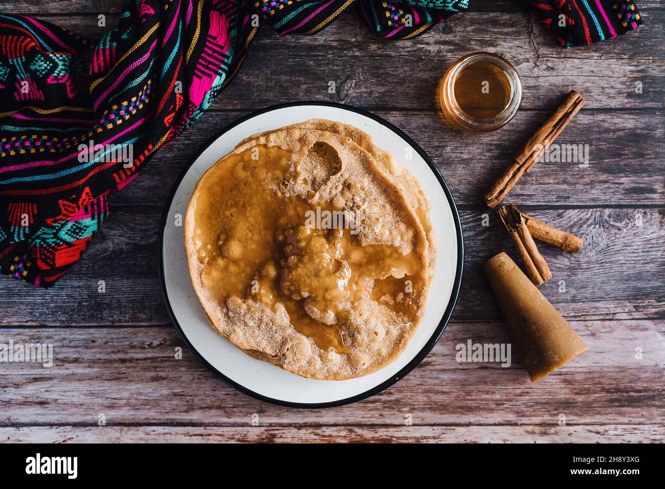 recette mexicaine de buñuelos et ingrédients du dessert traditionnel pour Noël au Mexique Banque D'Images