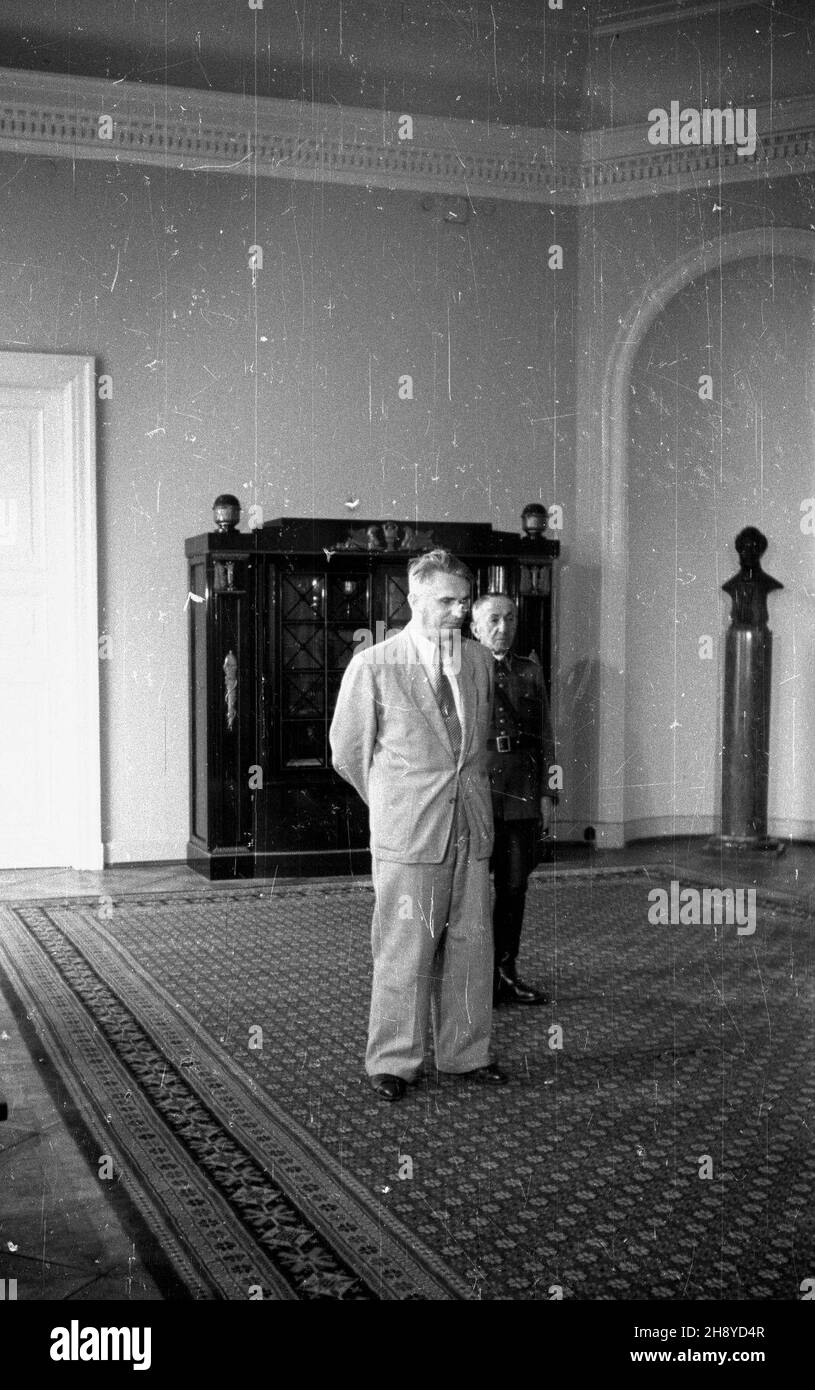 Varsovie, 1946-08-07.Delegacja Komendy Zwi¹zku Harcerstwa Polskiego z ...
