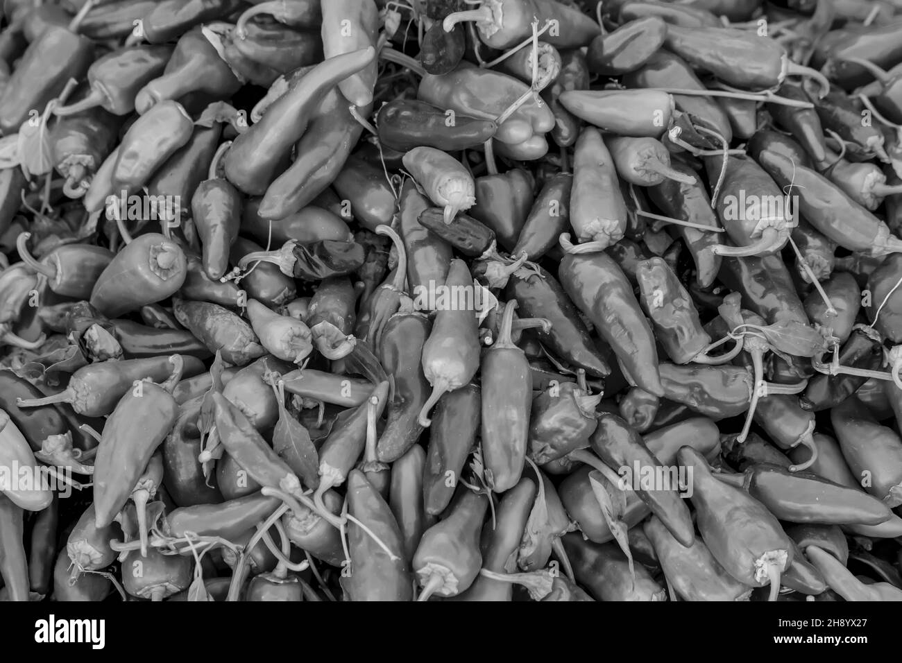 9 novembre 2021, Médina de Fès, Fès, Etats-Unis: Petits fruits,Les légumes et les viandes sont vendus sur le marché libre de la médina de Fès, au Maroc, en Afrique.(Credit image: © Walter G Arce SR Grindstone Medi/ASP via ZUMA Press Wire) Banque D'Images