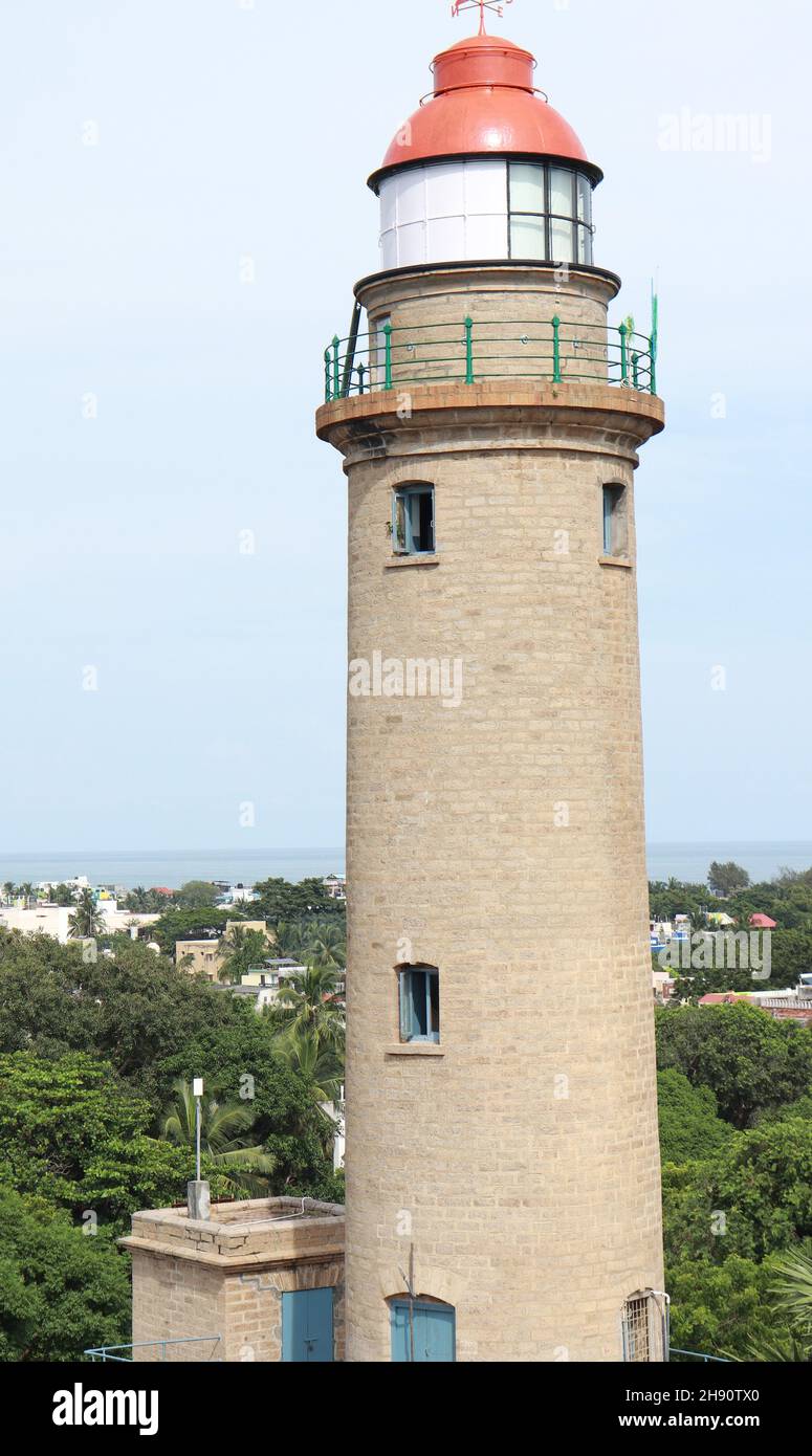 Phare de Mahabalipuram et ciel bleu.Arrière-plan naturel Banque D'Images