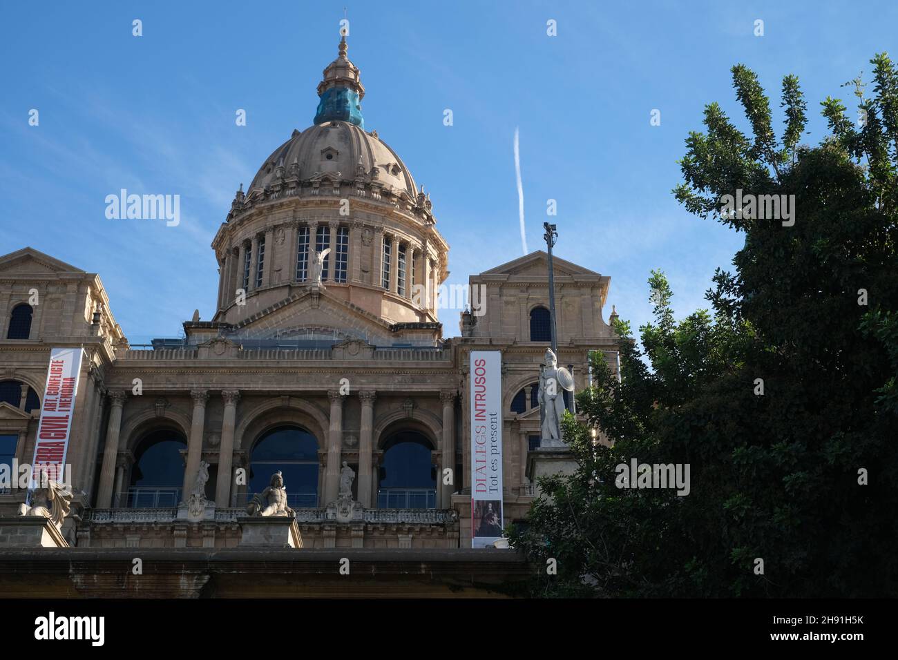 Barcelone, Espagne - 5 novembre 2021 : Palacio Nacional de Montjuic , éditorial. Banque D'Images