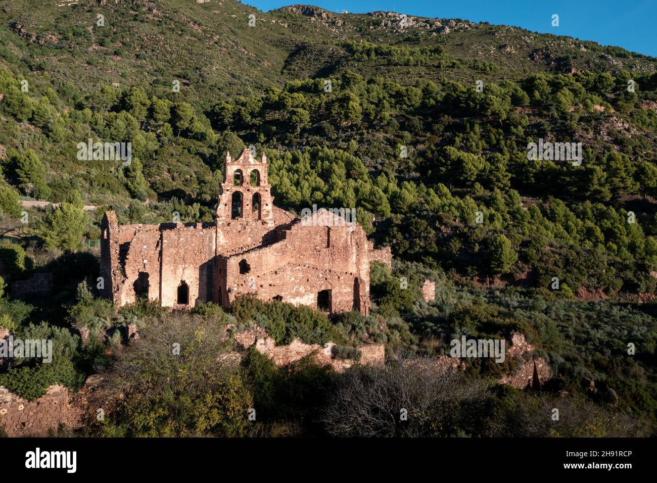 Ruines du couvent des Carmélites de Desierto de las Palmas (Convento  Carmelita del Desierto de las Palmas), désert des Palmes Photo Stock - Alamy