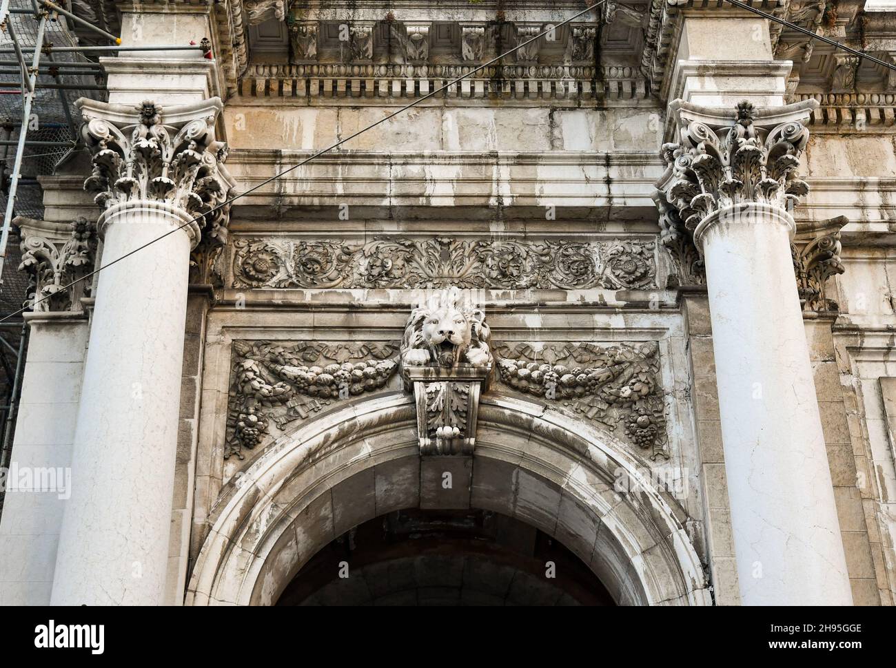 Détail du pont Monumental, structure historique située dans la via XX Settembre dans le centre-ville de Gênes, Ligurie, Italie Banque D'Images