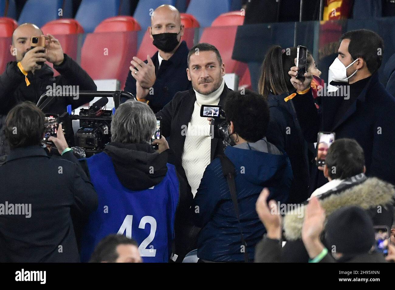 Rome, Italie.04e décembre 2021.Francesco Totti pendant la série Un match de football entre AS Roma et FC Internazionale au stade Olimpico à Rome (Italie), le 4 décembre 2021.Photo Antonietta Baldassarre/Insidefoto Credit: Insidefoto srl/Alay Live News Banque D'Images