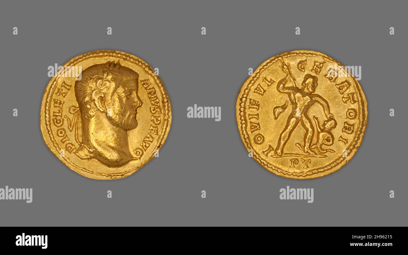 Aureus (coin) représentant l'empereur Dioclétien, 294-305, publié par Dioclétien.Inverse : homme attaquant l'ennemi avec une lance.Minted à Augusta Treverorum (trieur moderne). Banque D'Images