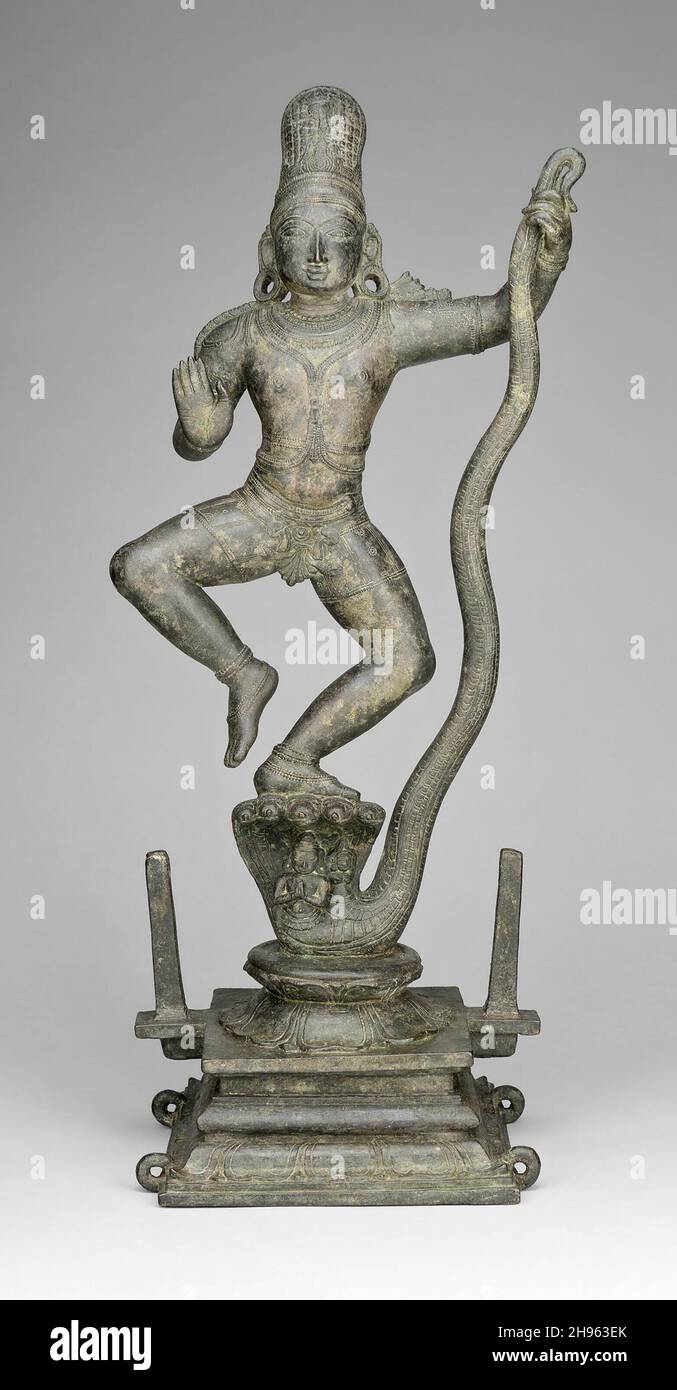 Dieu Krishna Dancing sur la tête du démon serpent Kaliya (Kaliyadamana), période de Vijayanagar, XIVe siècle. Banque D'Images