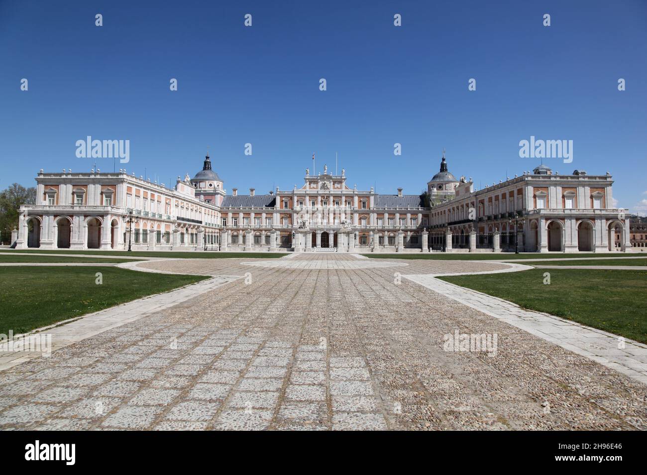 Le Palais royal espagnol d'Aranjuez.Aranjuez Espagne.Le Palais et ses jardins environnants sont classés au patrimoine mondial de l'UNESCO. Banque D'Images