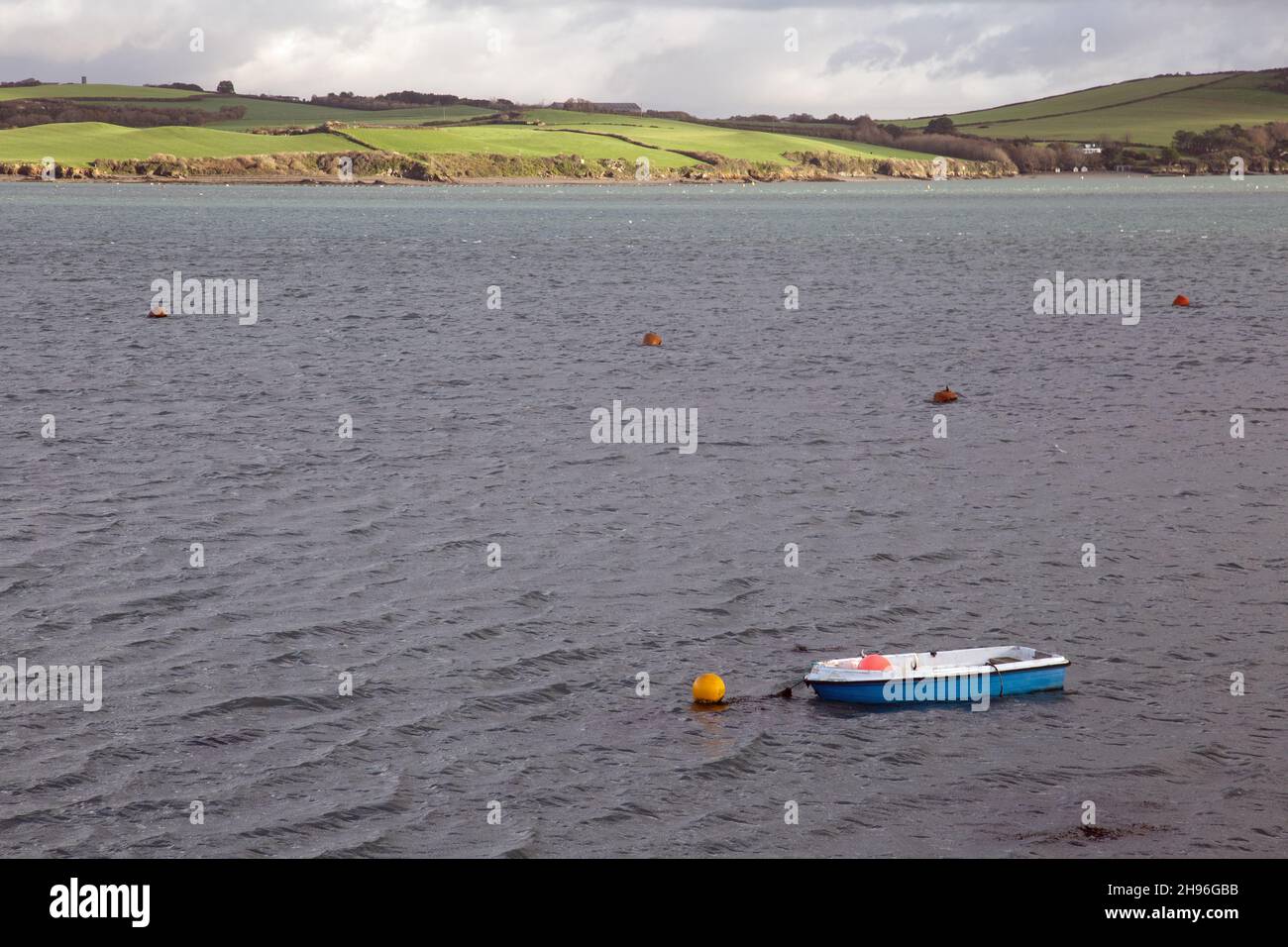 Padstow, Cornwall, Angleterre, 2 décembre 2021, Une vue sur la mer près de Padstow. Banque D'Images
