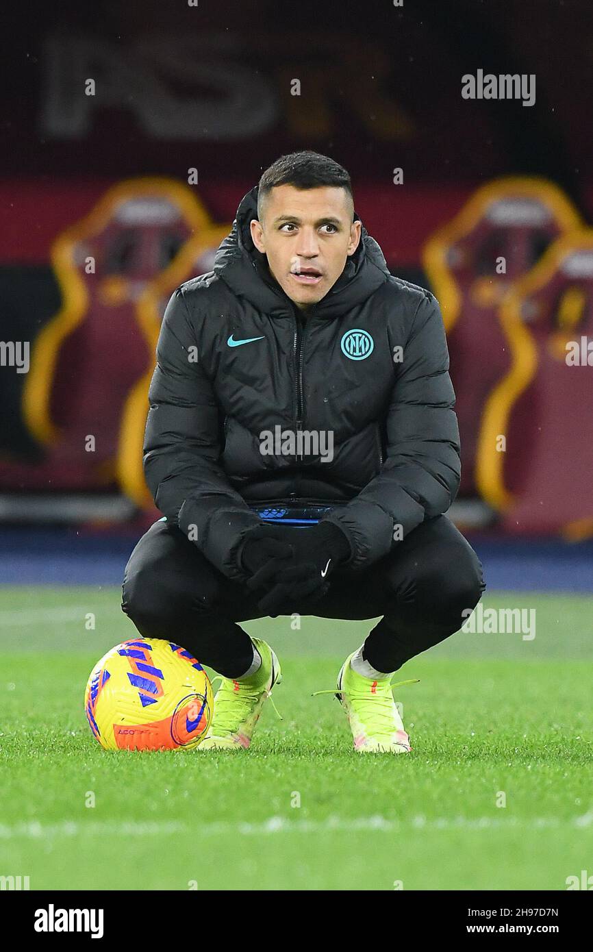 Stadio Olimpico, Rome, Italie.4 décembre 2021.Serie Un football, COMME Roma contre Inter Milan; Alexis Sanchez de FC Inter Credit: Action plus Sports/Alamy Live News Banque D'Images