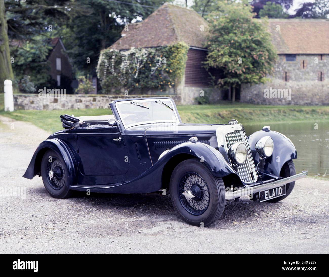 1937 Aston Martin, corps Abbott de 2 litres. Banque D'Images