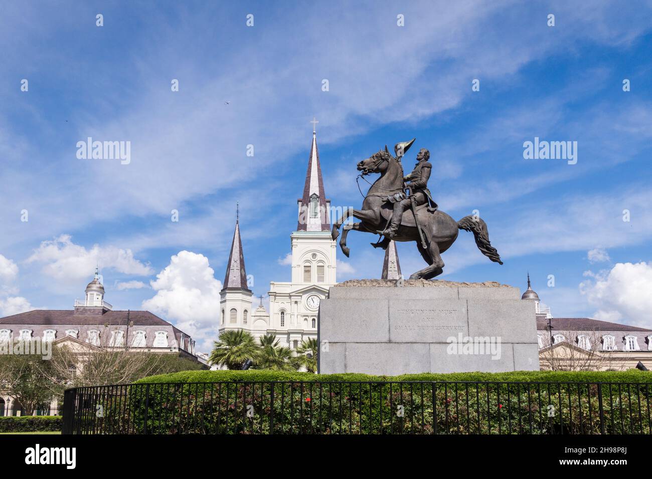 Cathédrale St Louis et statue d'Andrew Jackson à la Nouvelle-Orléans Banque D'Images
