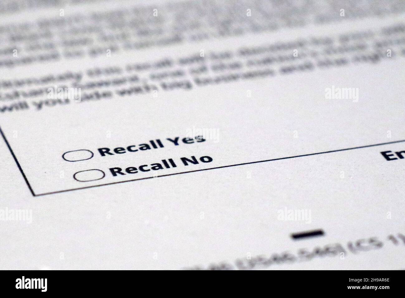 Seattle, États-Unis.05e décembre 2021.Le scrutin officiel de l'élection de rappel de Kshama Sawant est visible.M. Sawant, membre du Conseil municipal de Seattle, doit faire face à une élection de rappel le mardi 7 décembre.Les partisans de Recall accusent Sawant, un membre du parti socialiste alternatif trotskiste, d'utiliser abusant des ressources de la ville, entre autres accusations.Crédit : SOPA Images Limited/Alamy Live News Banque D'Images