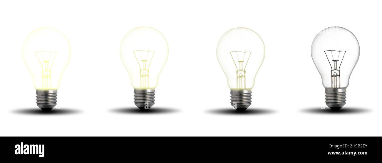 Ampoule classique en verre avec filament et base E27 - photo Banque D'Images