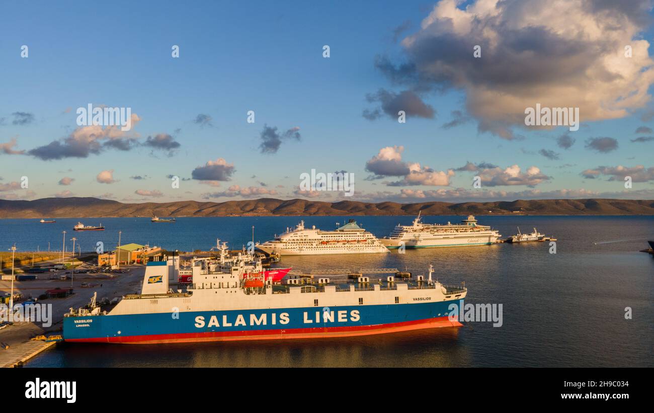 Vassilios de Salamis Lines au port de Lavrio, Grèce Banque D'Images