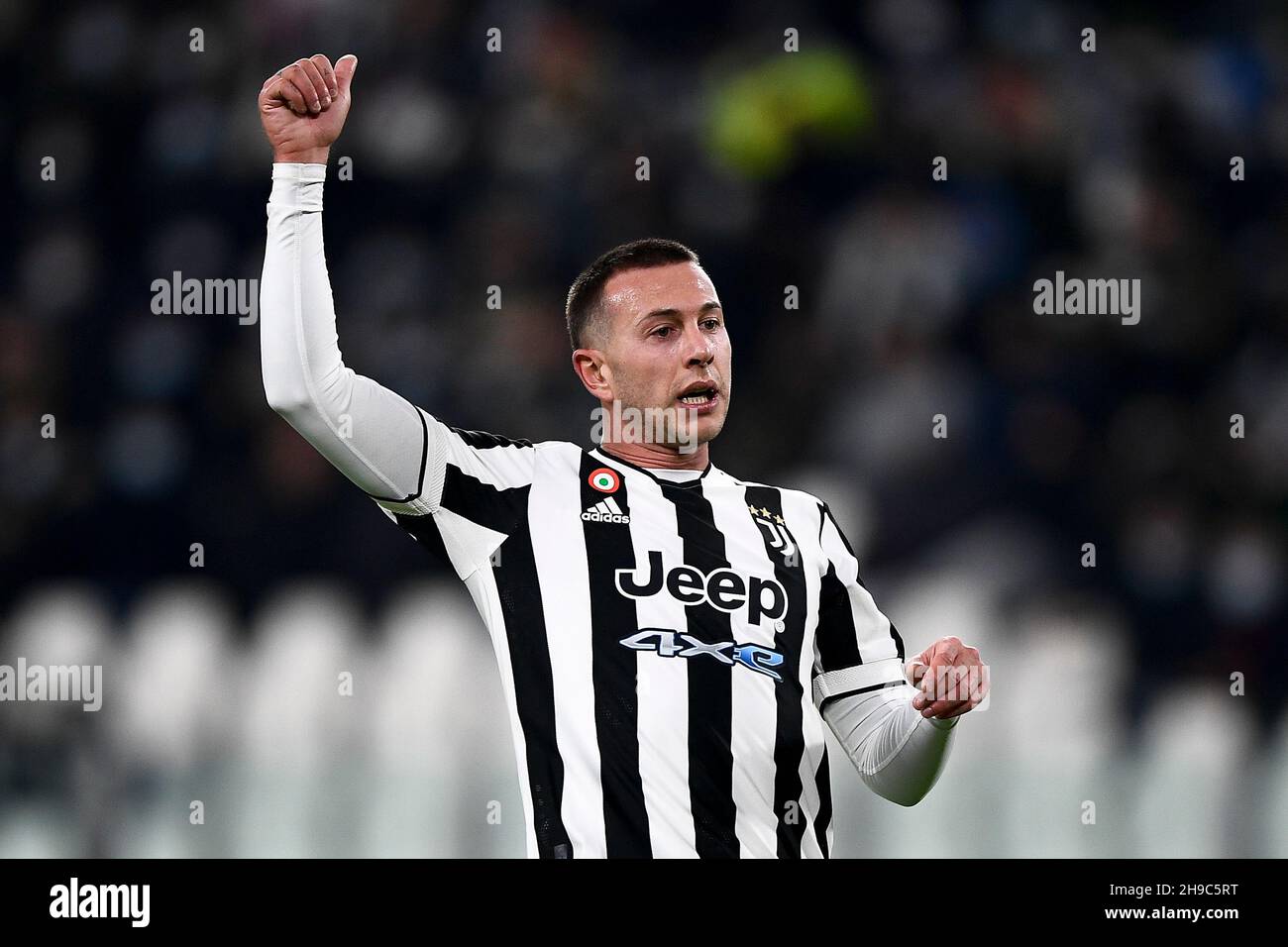 Turin, Italie.05 décembre 2021.Federico Bernardeschi de Juventus FC gestes pendant la série Un match de football entre Juventus FC et Genoa CFC.Credit: Nicolò Campo/Alay Live News Banque D'Images