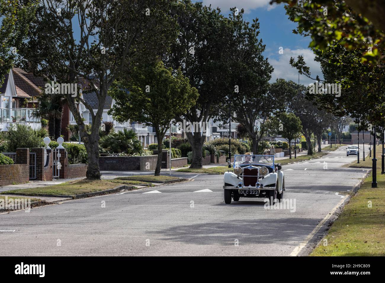 Thorpe Bay Gardens, situé dans le quartier de Southend-on-Sea, dans l'Essex, en Angleterre, situé sur l'estuaire de la Tamise, au Royaume-Uni Banque D'Images