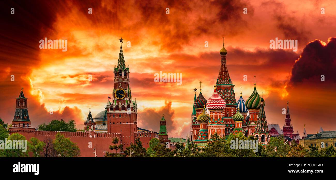 Panorama de Moscou.Magnifique paysage urbain du célèbre centre de Moscou au coucher du soleil Banque D'Images