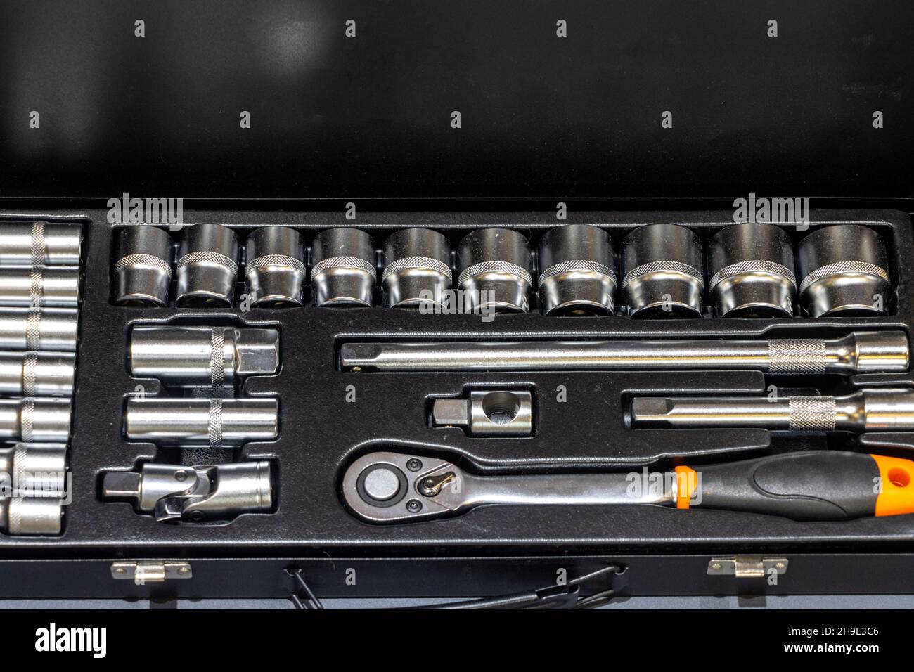 Clé à douille et douilles.Boîte de kit d'outils de réparation mécanique Banque D'Images