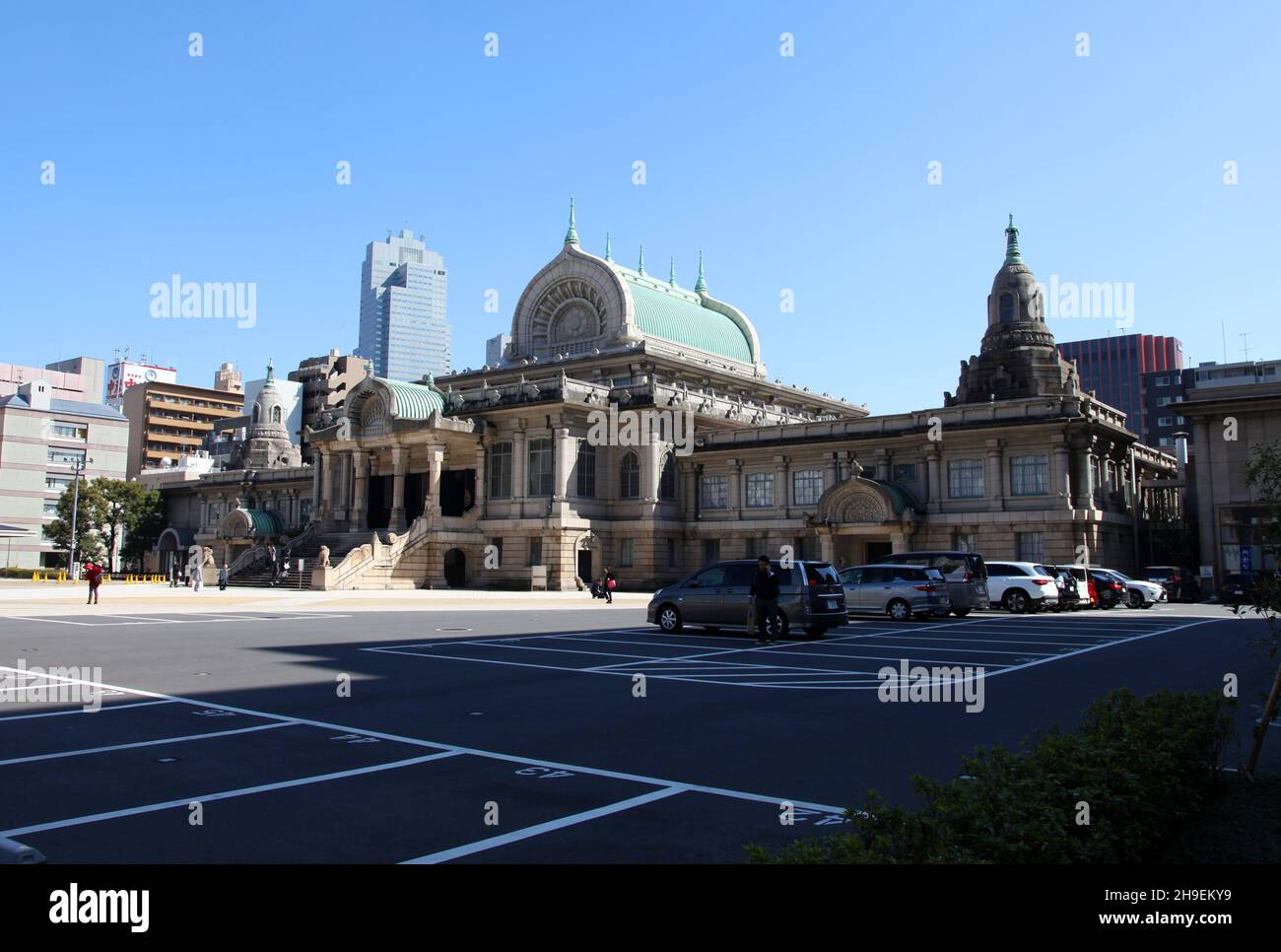 Le temple Tsukiji Honganji est un temple bouddhiste Jodo Shinshu à Tokyo et l'architecture a été conçue sur la base de styles bouddhistes indiens anciens. Banque D'Images