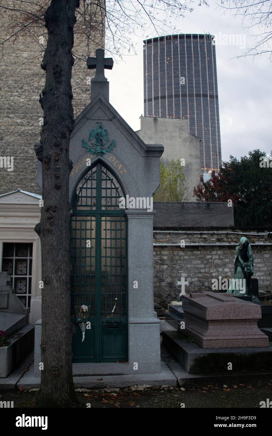 La tombe de Porfirio Díaz, ancien président du Mexique, Montparnasse, Paris, France Banque D'Images