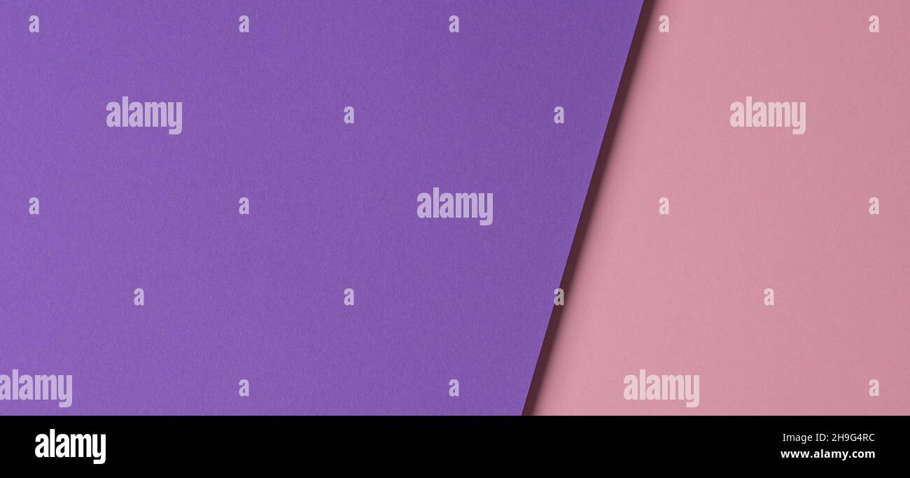 Résumé géométrique de papier rose pastel et violet avec espace de copie Banque D'Images