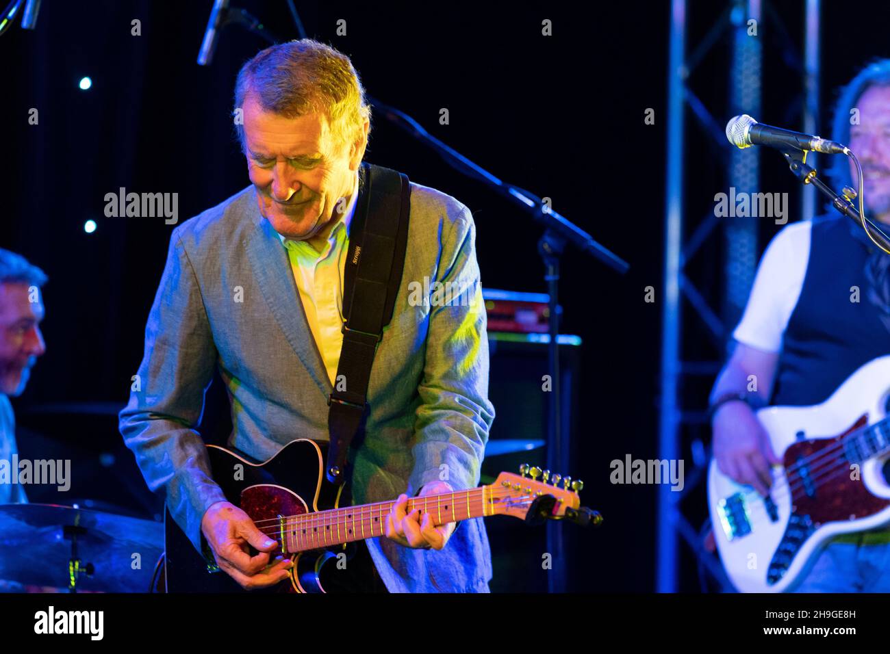 Le guitariste et chanteur Hamish Stuart joue au Canterbury Festival octobre 2021 Banque D'Images
