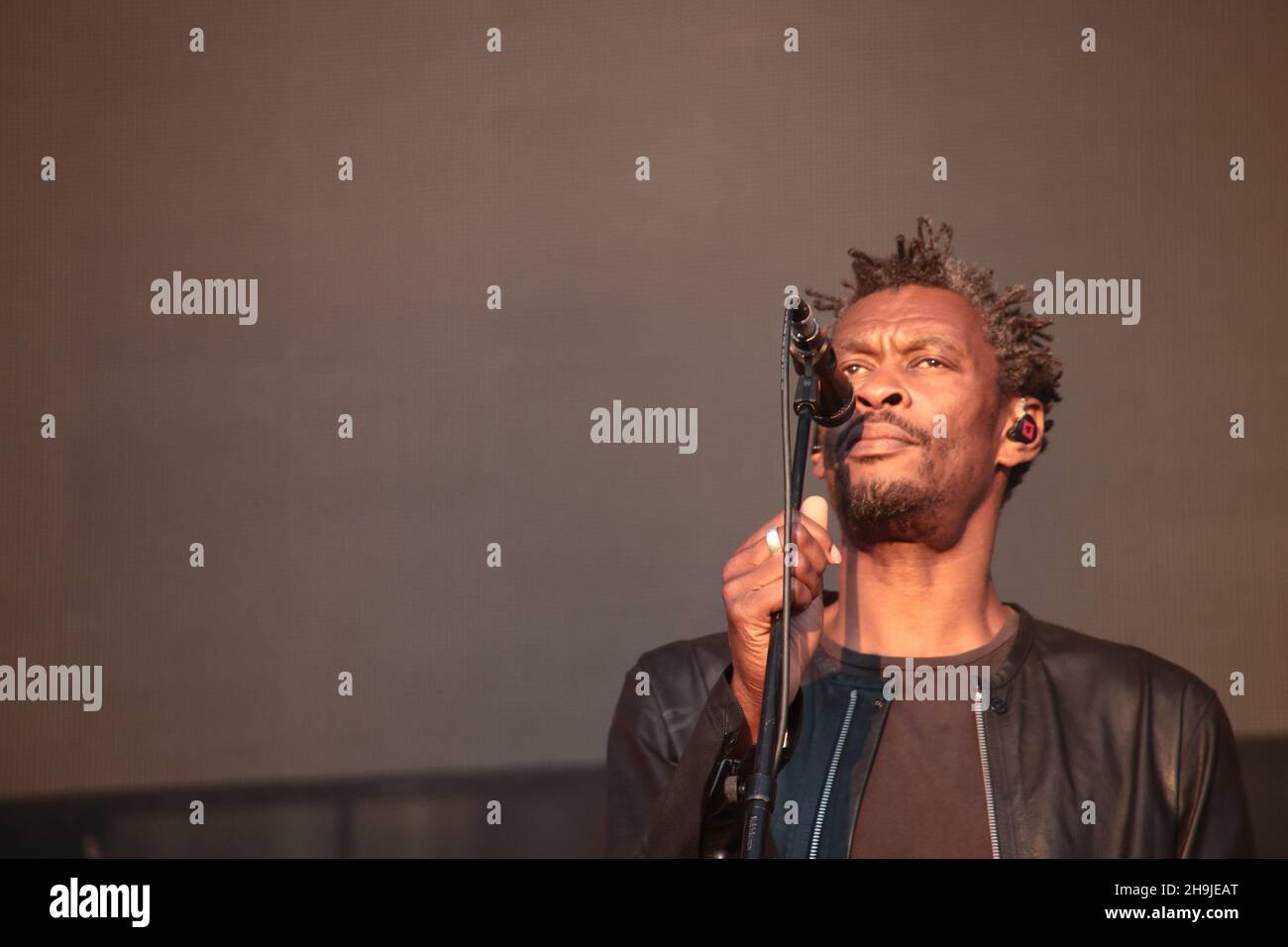 Daddy G of massive Attack se présentant en direct sur Oak Stage au British Summer Time Festival à Hyde Park à Londres Banque D'Images