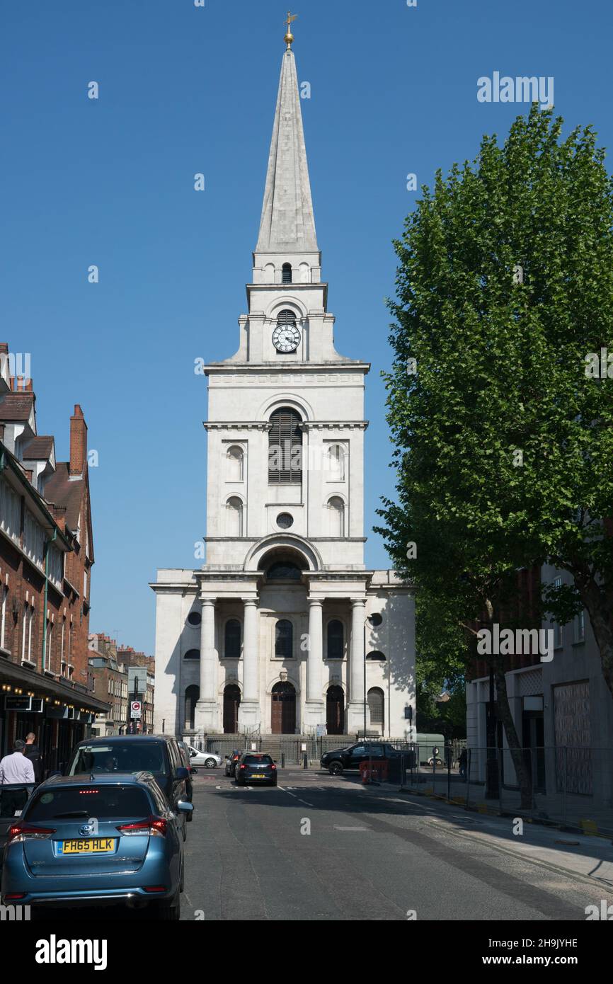 Vues Christ Church Spitalfields à Londres, achevé en 1729 et conçu par l'architecte Nicholas Hawksmoor (1661-1736), qui a travaillé aux côtés de Christopher Wren.Date de la photo: Mardi 22 mai 2018.Le crédit photo devrait se lire: Richard Gray/EMPICS Banque D'Images
